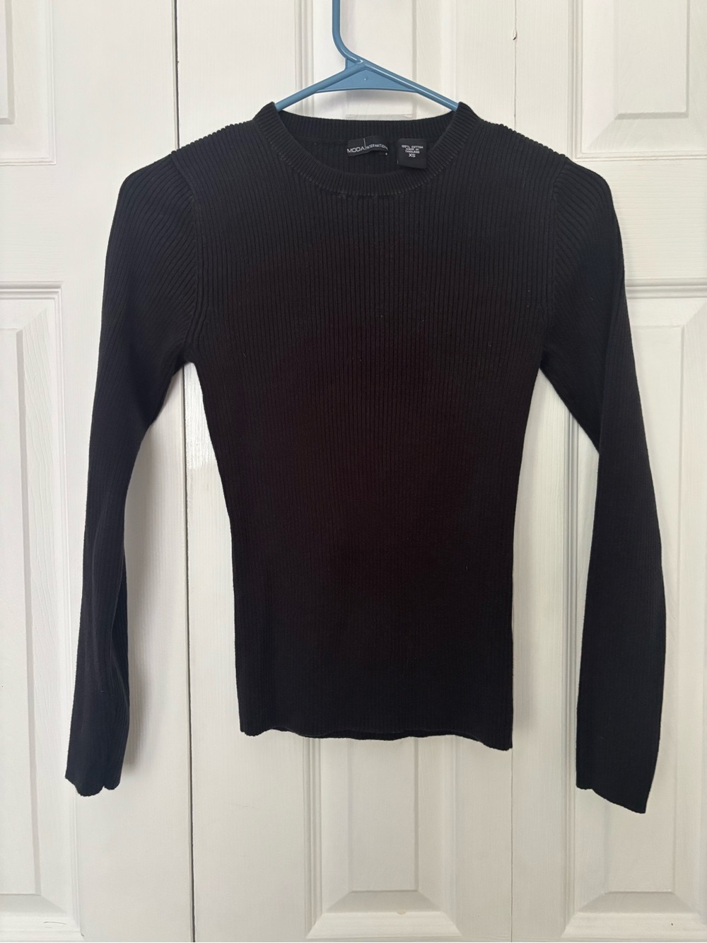 Moda Black Ribbed Crewneck Long Sleeve Top